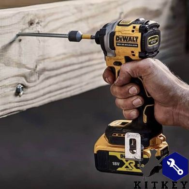 Шуруповерт ударный аккумуляторный бесщёточный DeWALT DCF850N