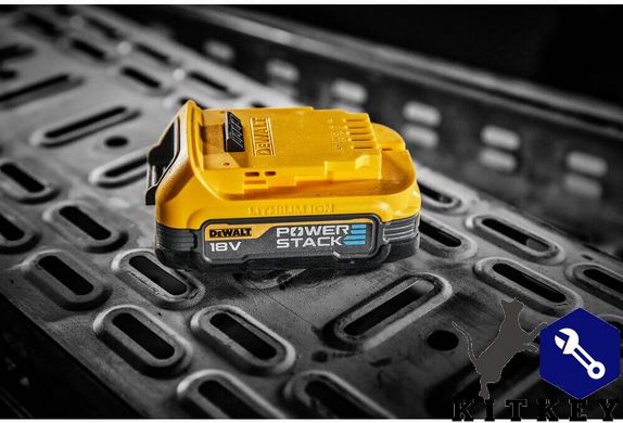 Акумуляторна батарея PowerStack DeWALT DCBP034