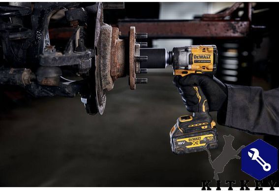 Гайковерт ударний акумуляторний безщітковий DeWALT DCF921P2G