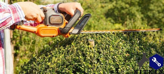 Кущоріз акумуляторний BLACK+DECKER GTC18502PC