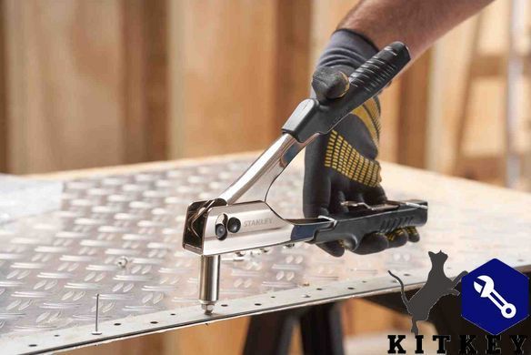 Ключ заклепочный Right Angle Riveter с насадками под заклепки диаметром 2, 3, 4, 5 мм STANLEY 6-MR55