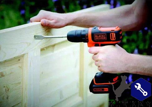 Дрель-шуруповерт аккумуляторная BLACK+DECKER BDCDD12