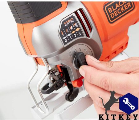 Пила лобзиковая сетевая BLACK+DECKER BES610