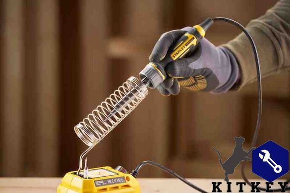 Паяльник акумуляторний STANLEY FATMAX SFMCE040B