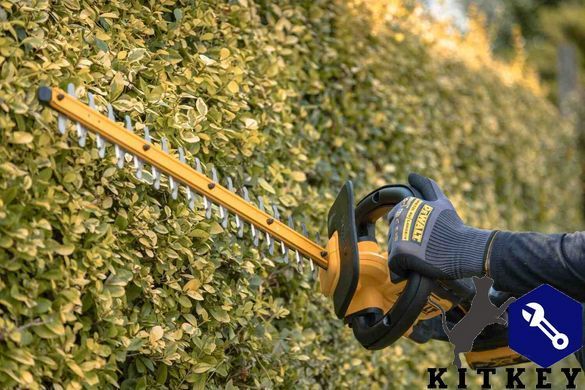 Кусторез аккумуляторный DeWALT DCMHT564N