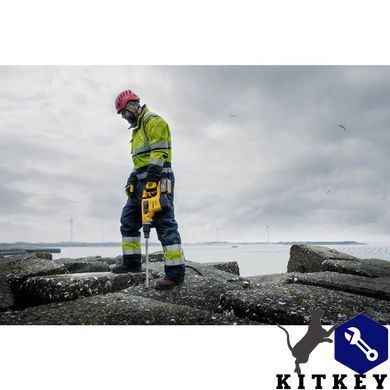 Перфоратор аккумуляторный бесщеточный SDS MAX DeWALT DCH481N