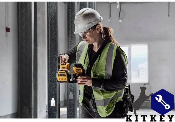 Рівень лазерний лінійний DeWALT DCE088D1G18