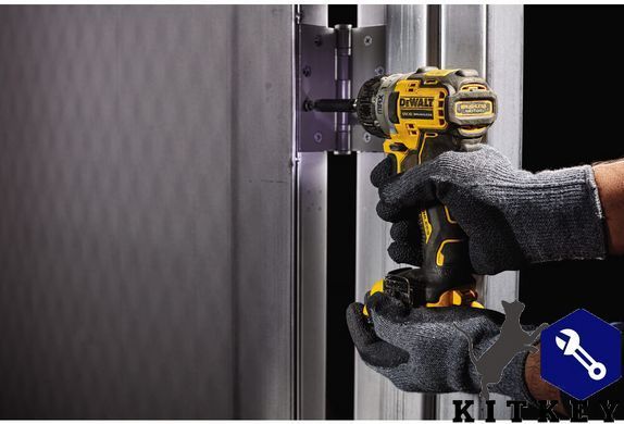 Шуруповерт аккумуляторный бесщеточный DeWALT DCF601N