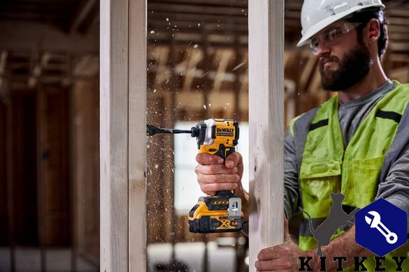 Шуруповерт ударный аккумуляторный бесщёточный DeWALT DCF850P2T