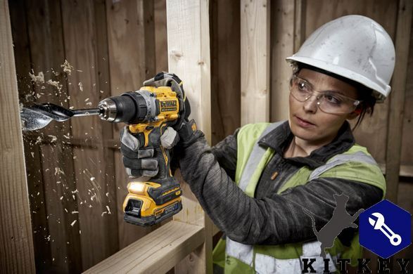 Дрель-шуруповёрт аккумуляторная бесщёточная DeWALT DCD800E2T