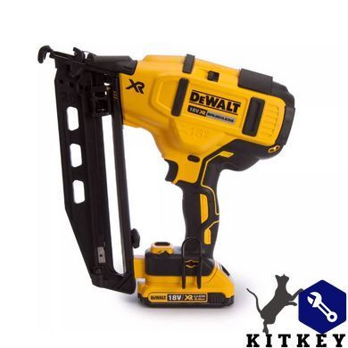 Пістолет цвяхозабивний акумуляторний безщітковий DeWALT DCN660D2