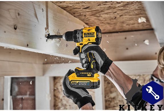 Дрель-шуруповёрт аккумуляторная бесщёточная DeWALT DCD800H2T