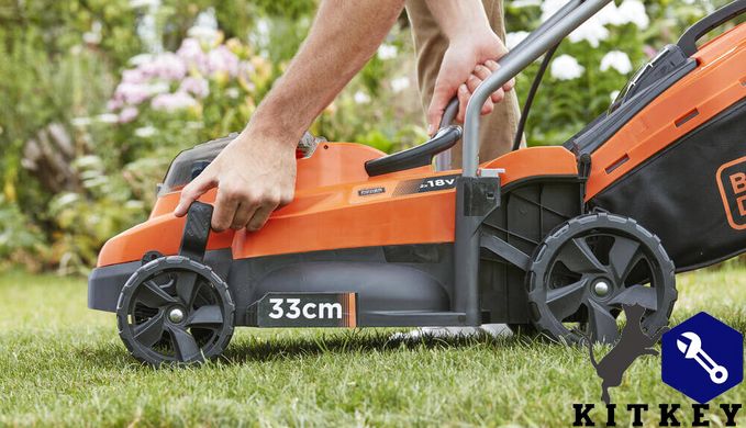 Газонокосилка аккумуляторная BLACK+DECKER BCMW3318L2