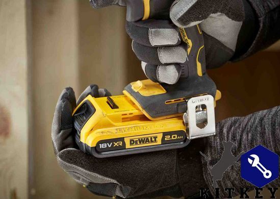 Дрель-шуруповёрт аккумуляторная бесщёточная ударная DeWALT DCD799D2T
