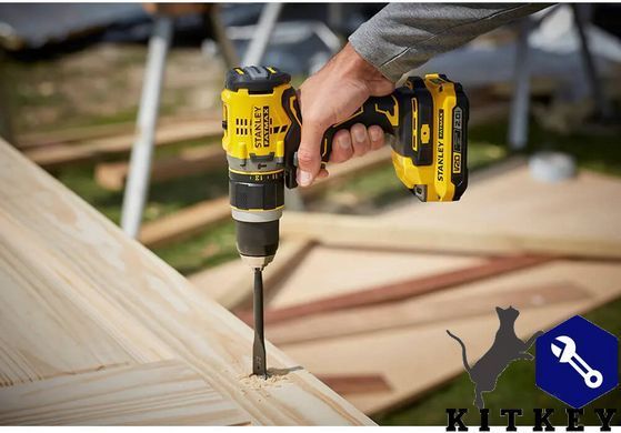 Дриль-шурупокрут ударний акумуляторний безщітковий STANLEY FATMAX SFMCD721B