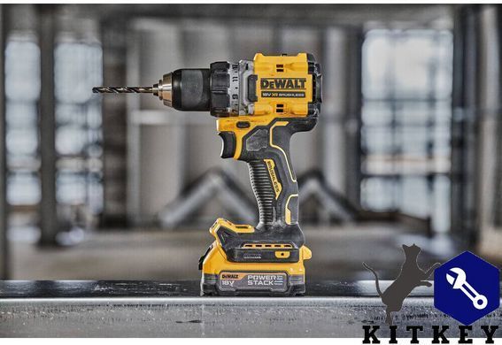 Дрель-шуруповёрт аккумуляторная бесщёточная DeWALT DCD800NT
