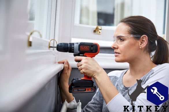 Дриль-шурупокрут акумуляторний BLACK+DECKER BCD001C1