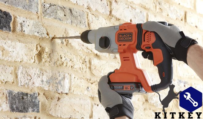 Перфоратор акумуляторний BLACK+DECKER BCD900D1S